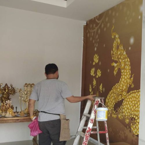 งานติดตั้งวอลเปเปอร์ติดผนัง ลายพญานาค สั่งพิมพ์ ลูกค้าซื้อไปติดตกแต่งห้องพระ